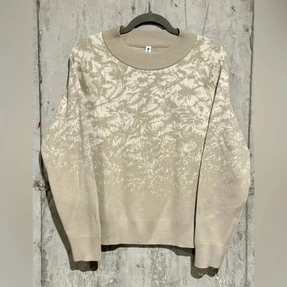 Athleta Jacquard Merino Wool Crew Sweater Size Small - Picture 1 of 6